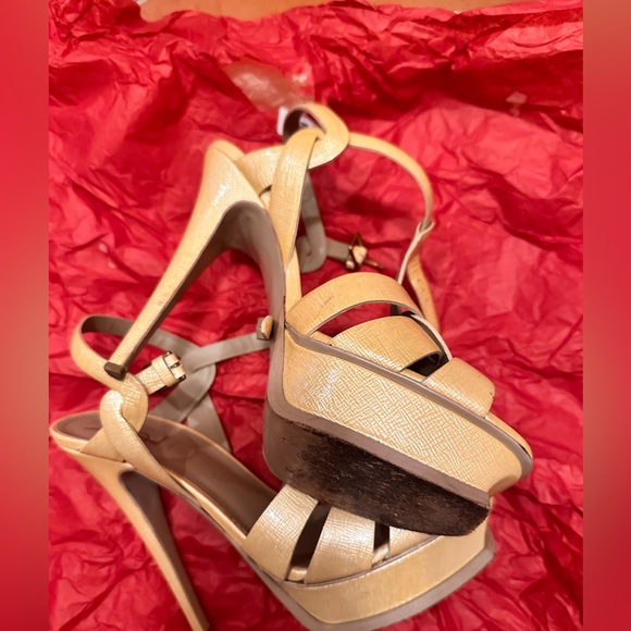 Saint Laurent hight heels on size 39 in good used condition - Picture 5 of 11